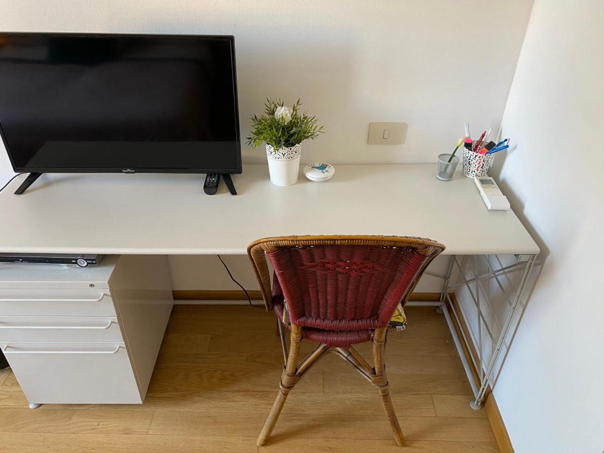 New Luxury Navigli Whole Apartment Milano Ngoại thất bức ảnh